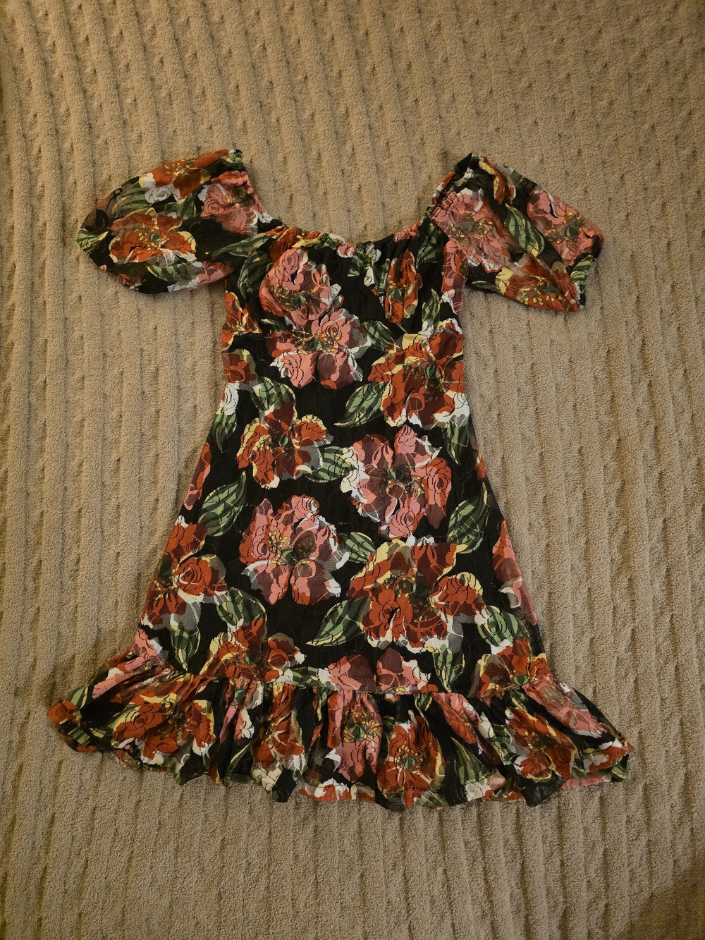 Betsey Johnson Black Floral Puff-Sleeve Ruffle Dress